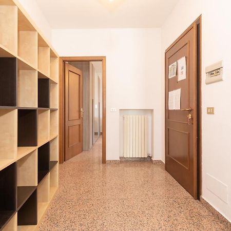 Appartamento Piazza Garibaldi - F&L Apartment Brescia Bagian luar foto