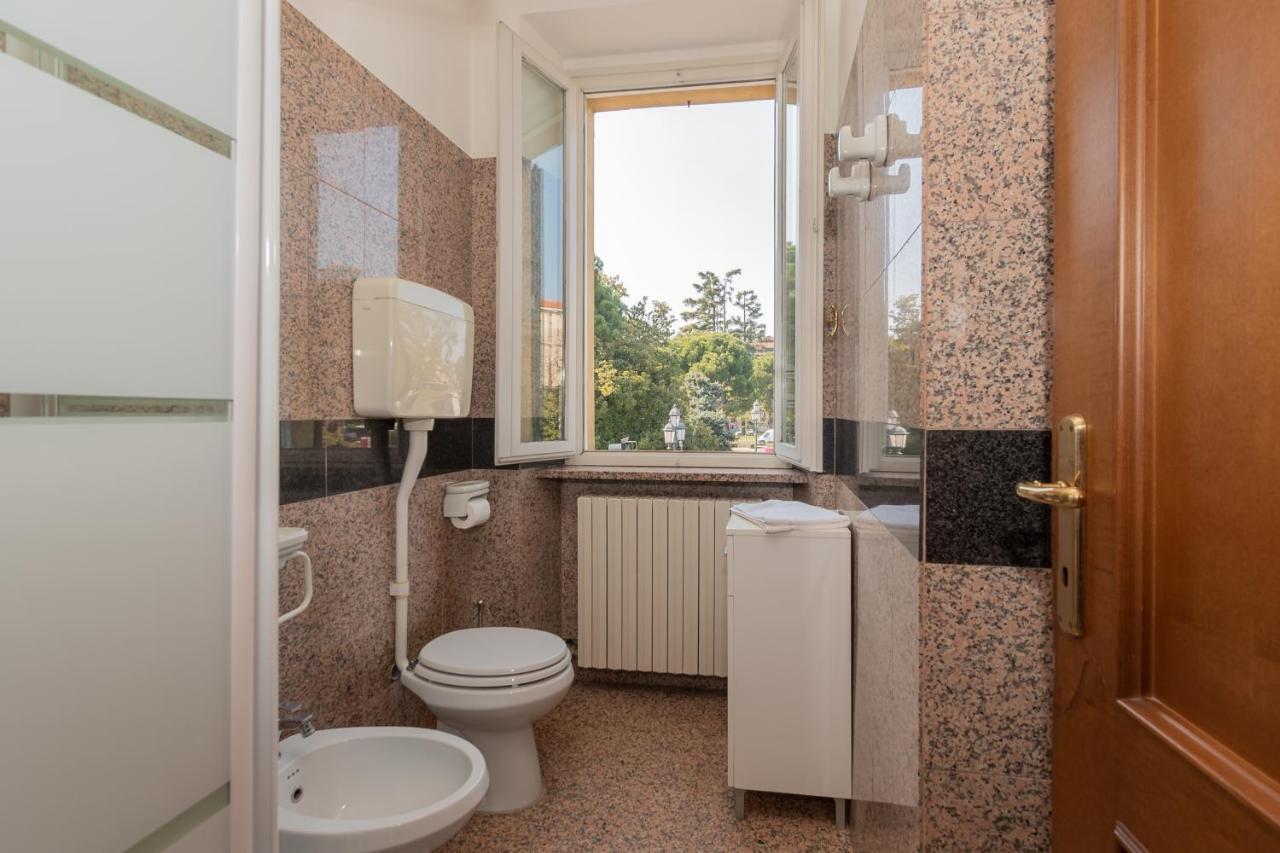 Appartamento Piazza Garibaldi - F&L Apartment Brescia Bagian luar foto
