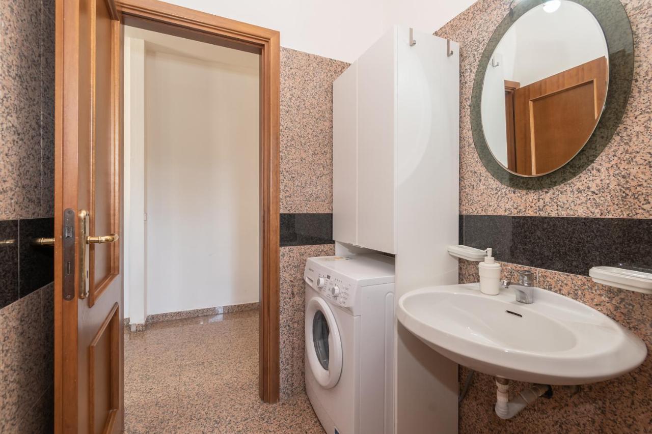 Appartamento Piazza Garibaldi - F&L Apartment Brescia Bagian luar foto