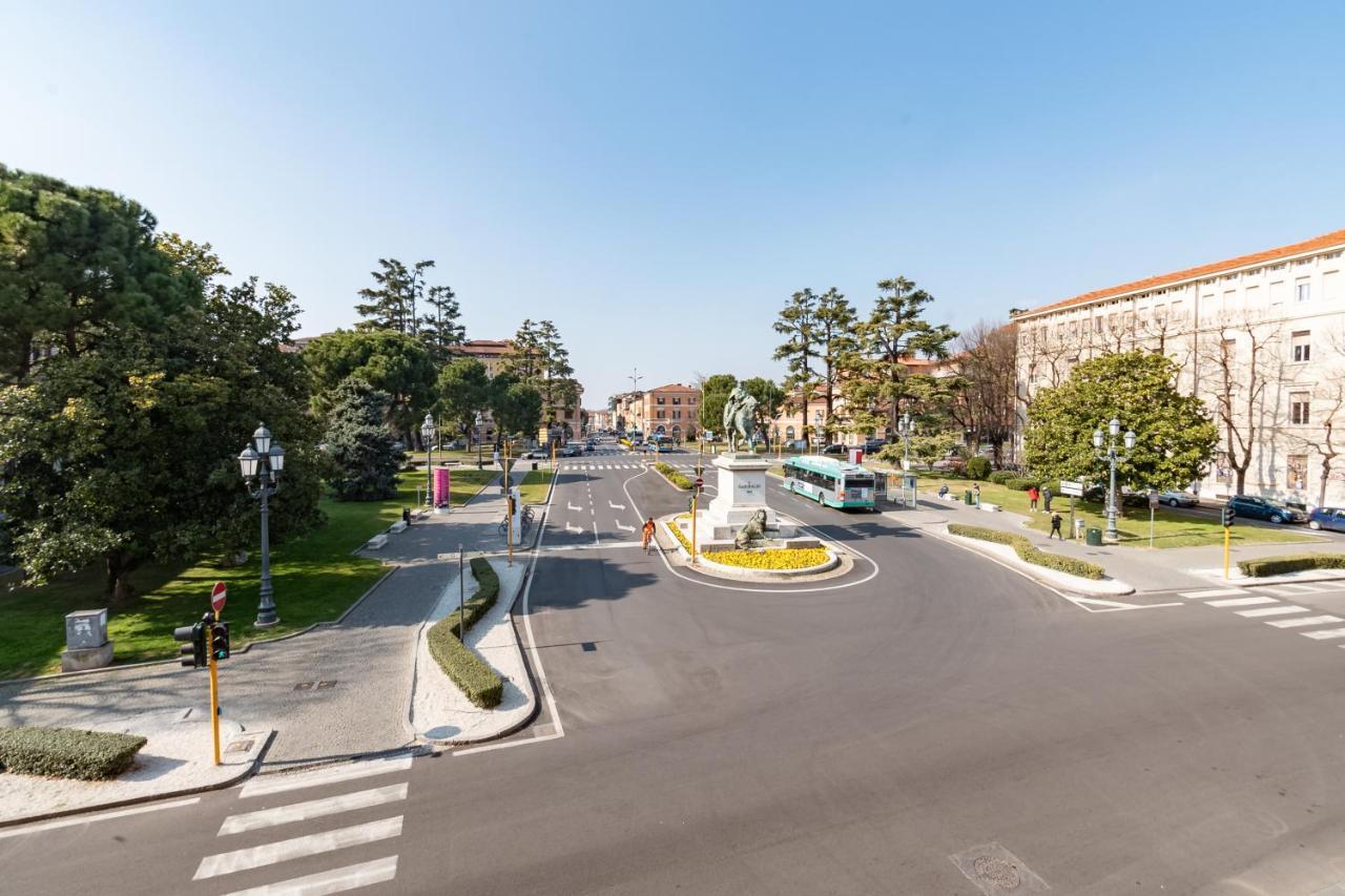 Appartamento Piazza Garibaldi - F&L Apartment Brescia Bagian luar foto