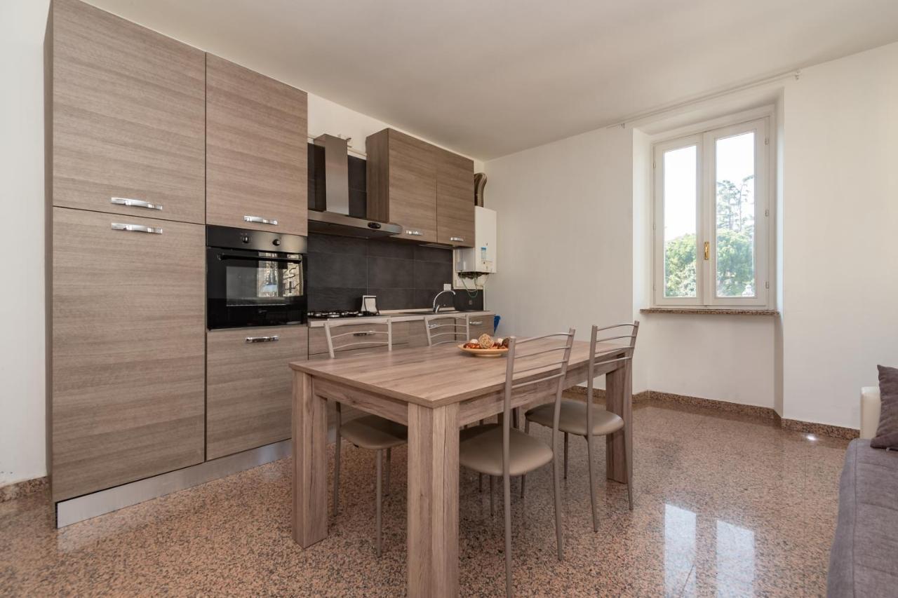 Appartamento Piazza Garibaldi - F&L Apartment Brescia Bagian luar foto
